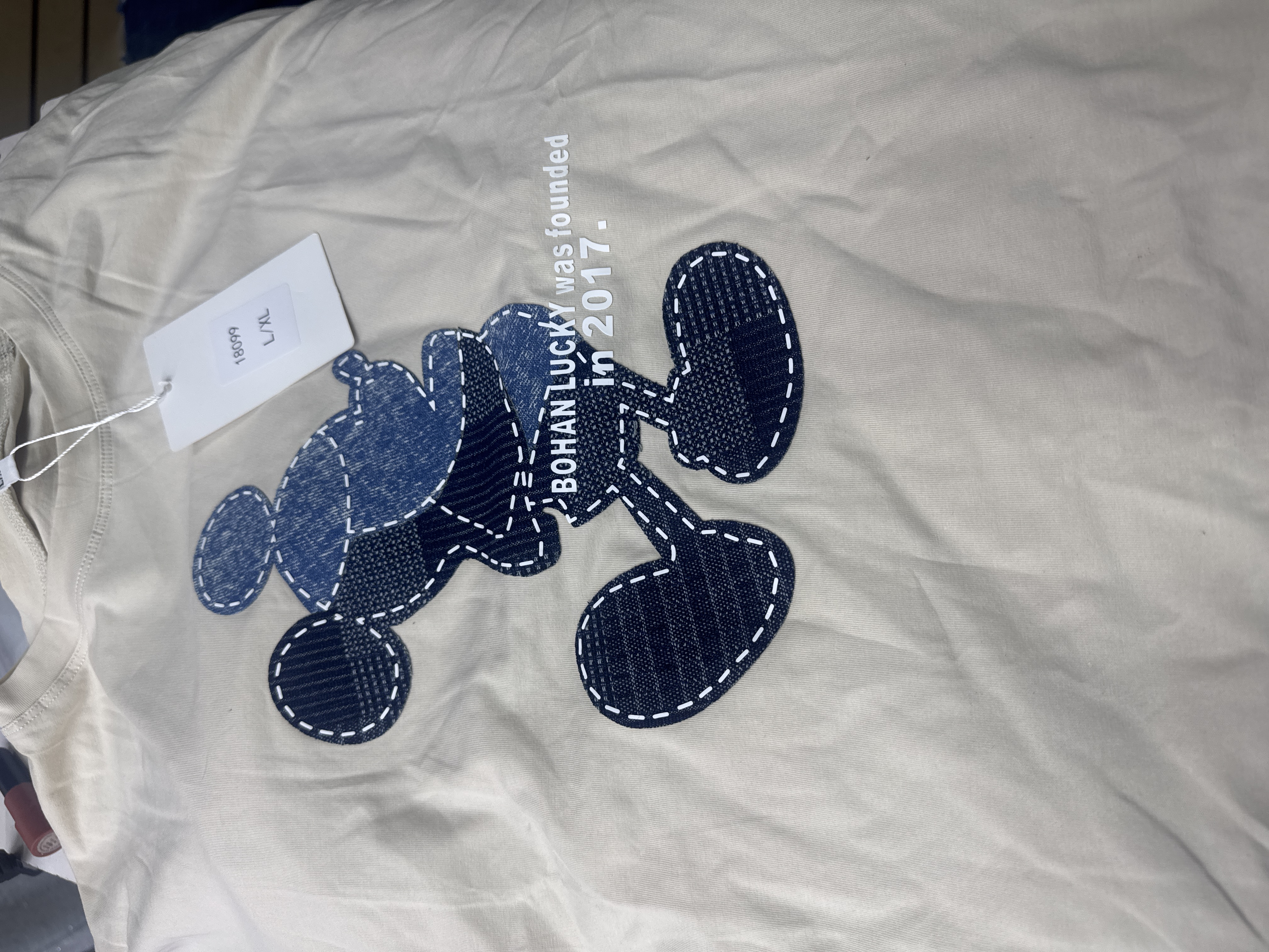 PLAYERA MIKE MIS MIA 